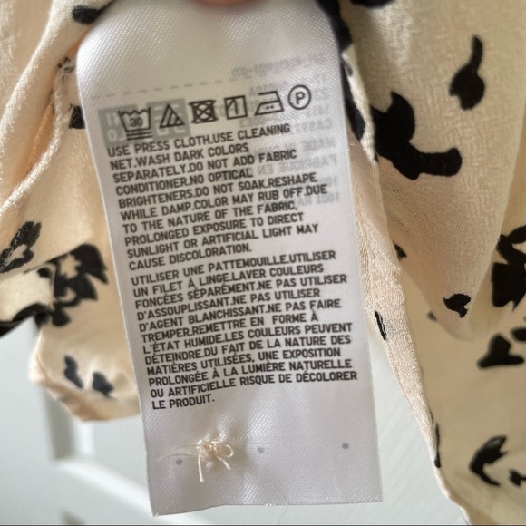 Floral blouse from Uniqlo - Picture 6 of 6